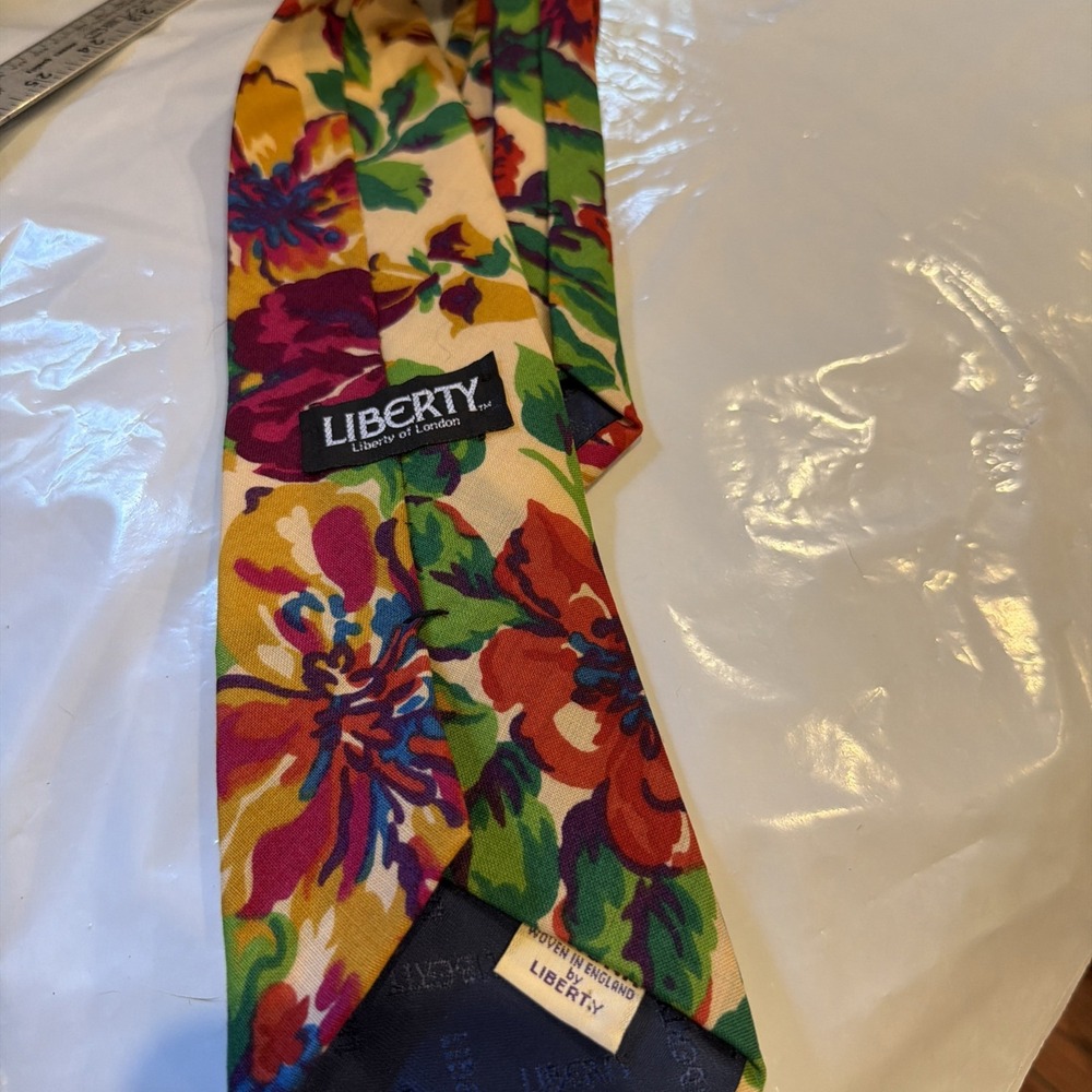 Liberty of London Tie Mens One Size Multicolor 100% Wool Floral Designer Vintage